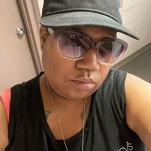 Meet your Posher, Tecoyah